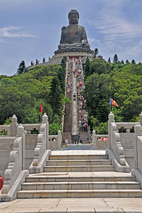 tian tan stairs.